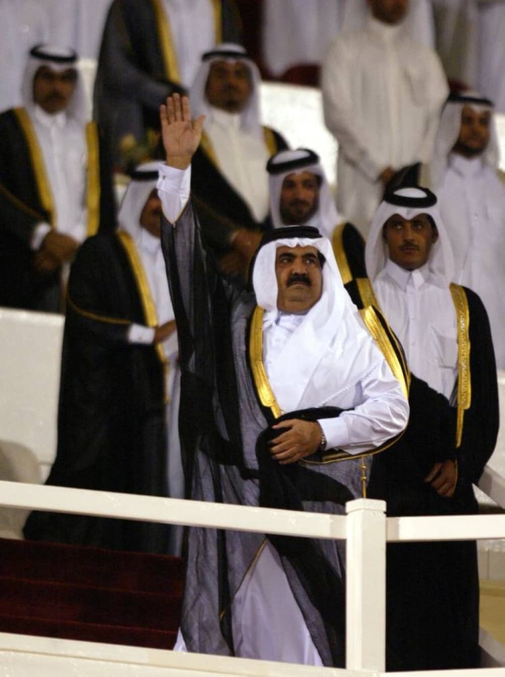 «نجوم العالم» ينعون الأمير الوالد