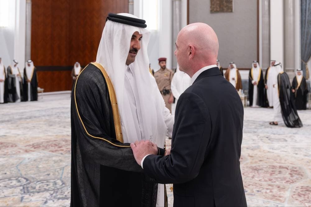 صاحب السمو يستقبل إنفانتينو