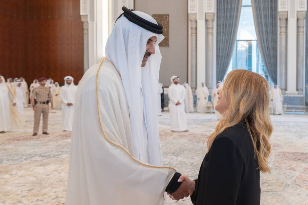 صاحب السمو يستقبل رئيسة وزراء إيطاليا في لقاء رسمي