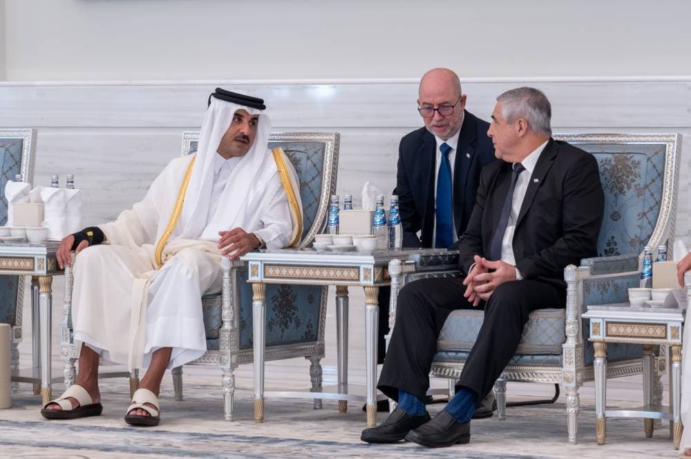 صاحب السمو يستقبل نائب رئيس وزراء كوبا