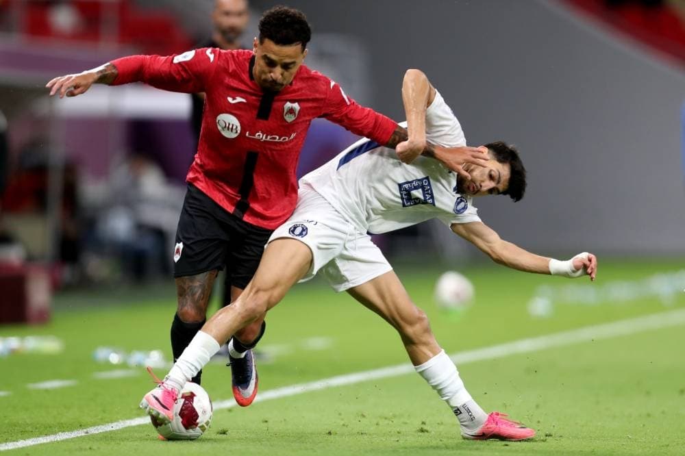 الريان يتصدر مبكراً
