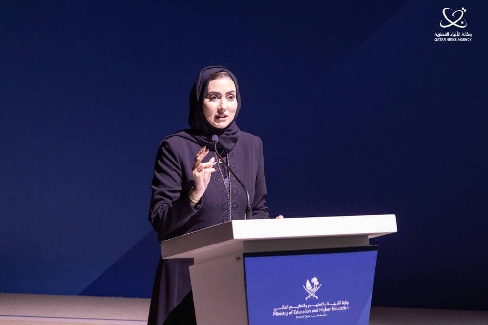 وزارة التربية تكرم 63 مدرسة بجائزة رايتي بيضاء