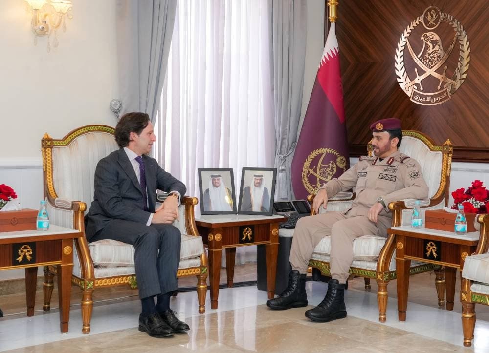 Amiri Guard Commander Meets EU Ambassador