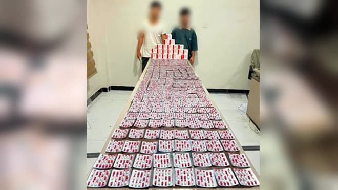 ضبط شابين بحوزتهما 3300 حبة بريجابالين