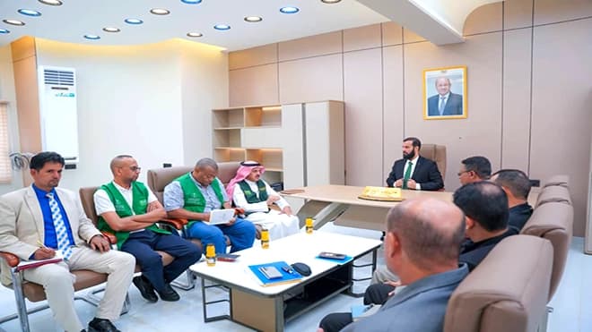 محافظ أبين وبرنامج سعودي يناقشان تنمية وتوسيع الشراكة