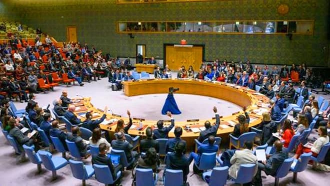 Security Council Condemns Houthi Missiles