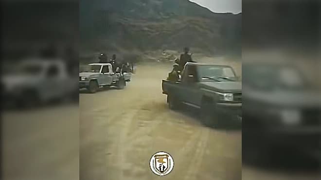 شبوة تدمر مواقع الحوثي في مرخة