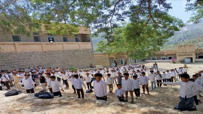 Yafa hosts top graduates award