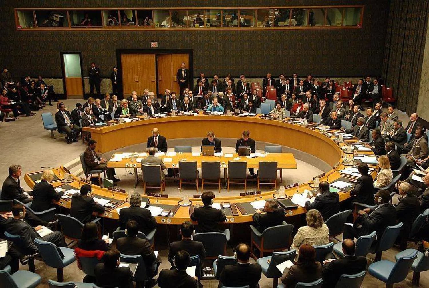 Security Council Condemns Houthi Attacks and Navigation Threat
