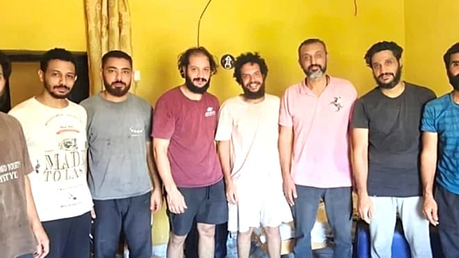 مصر تنقذ سفينتين مختطفتين في الصومال