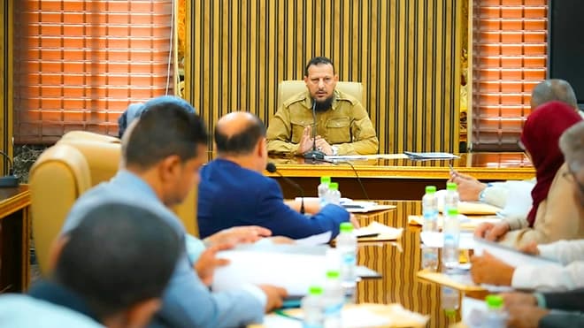 محافظ عدن يحث على تعزيز الجهود