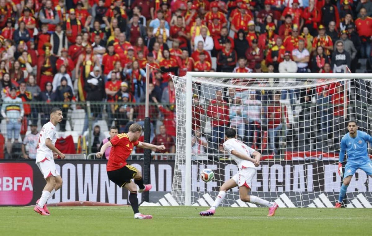 المنتخب البلجيكي يحذر مصر بدلاً من تونس