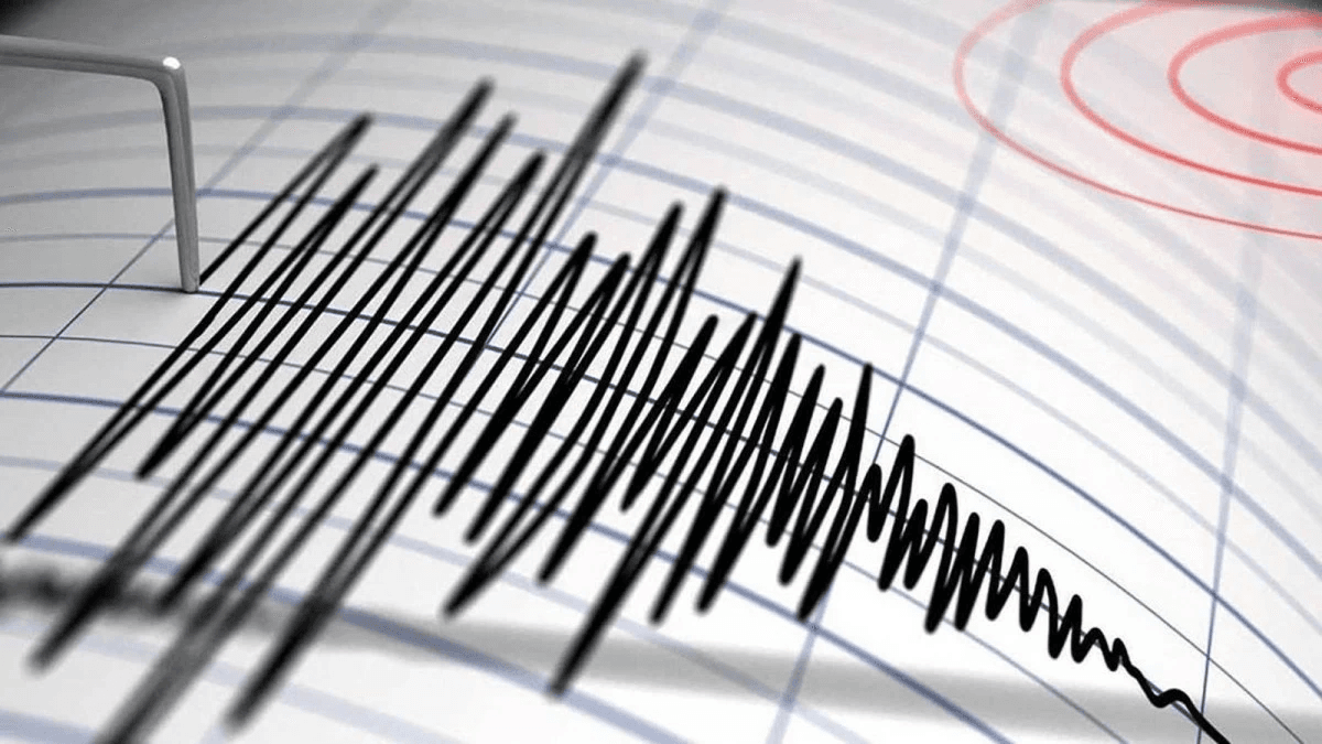 Chile coast earthquake 5.5