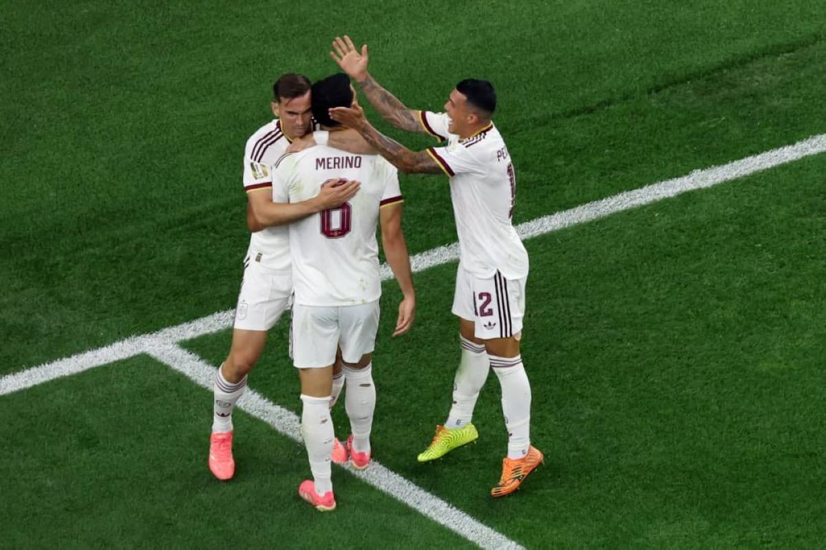 Analysis: Smart substitutions give Spain ("La Roja") the winning advantage