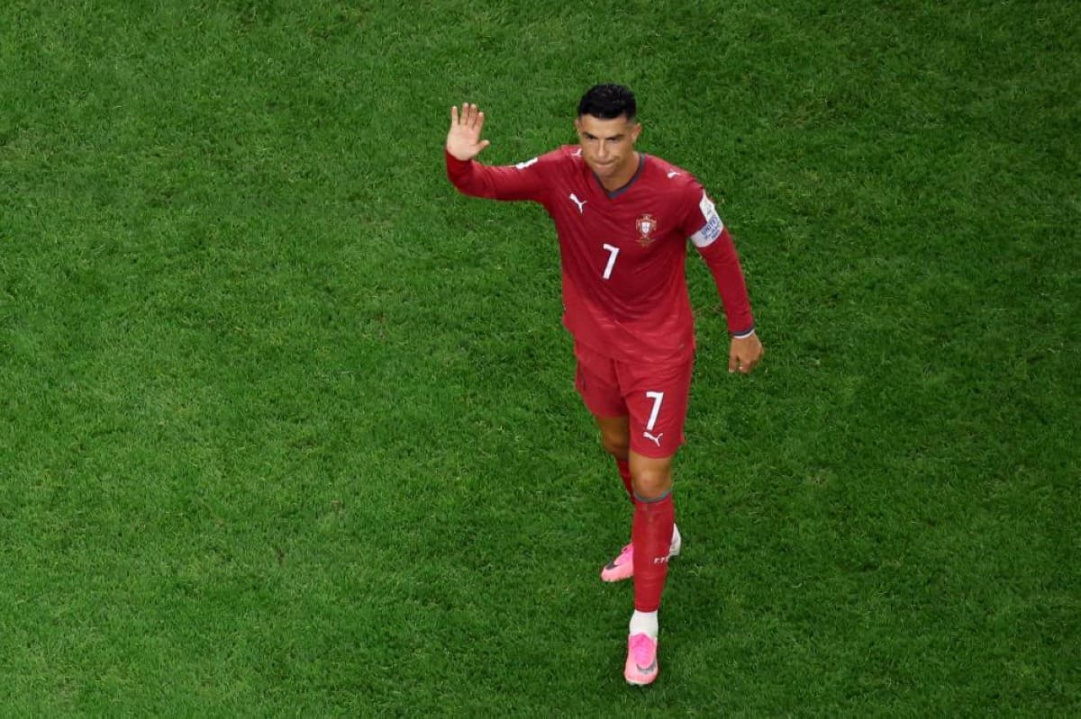 Cristiano Ronaldo يرفض التسرع في قرار الاعتزال الدولي