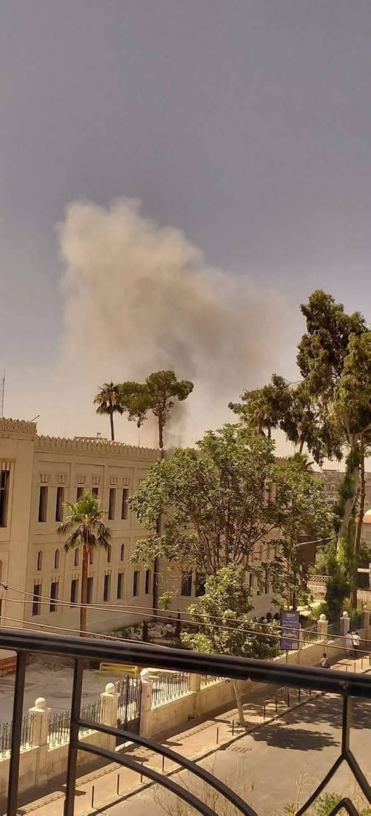 Explosive Device Explosion Near Hotel Hosting Macron in Damascus, Syria