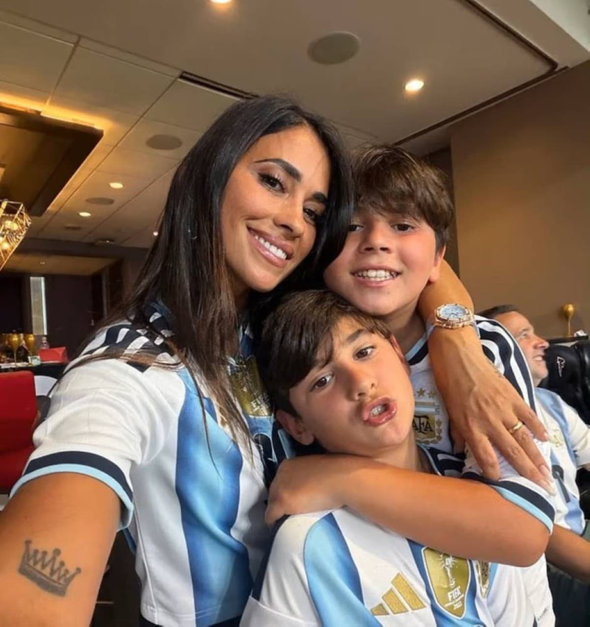 Messi's Wife Shares Emotional Message After Argentina Qualifies for the Quarter-Finals
