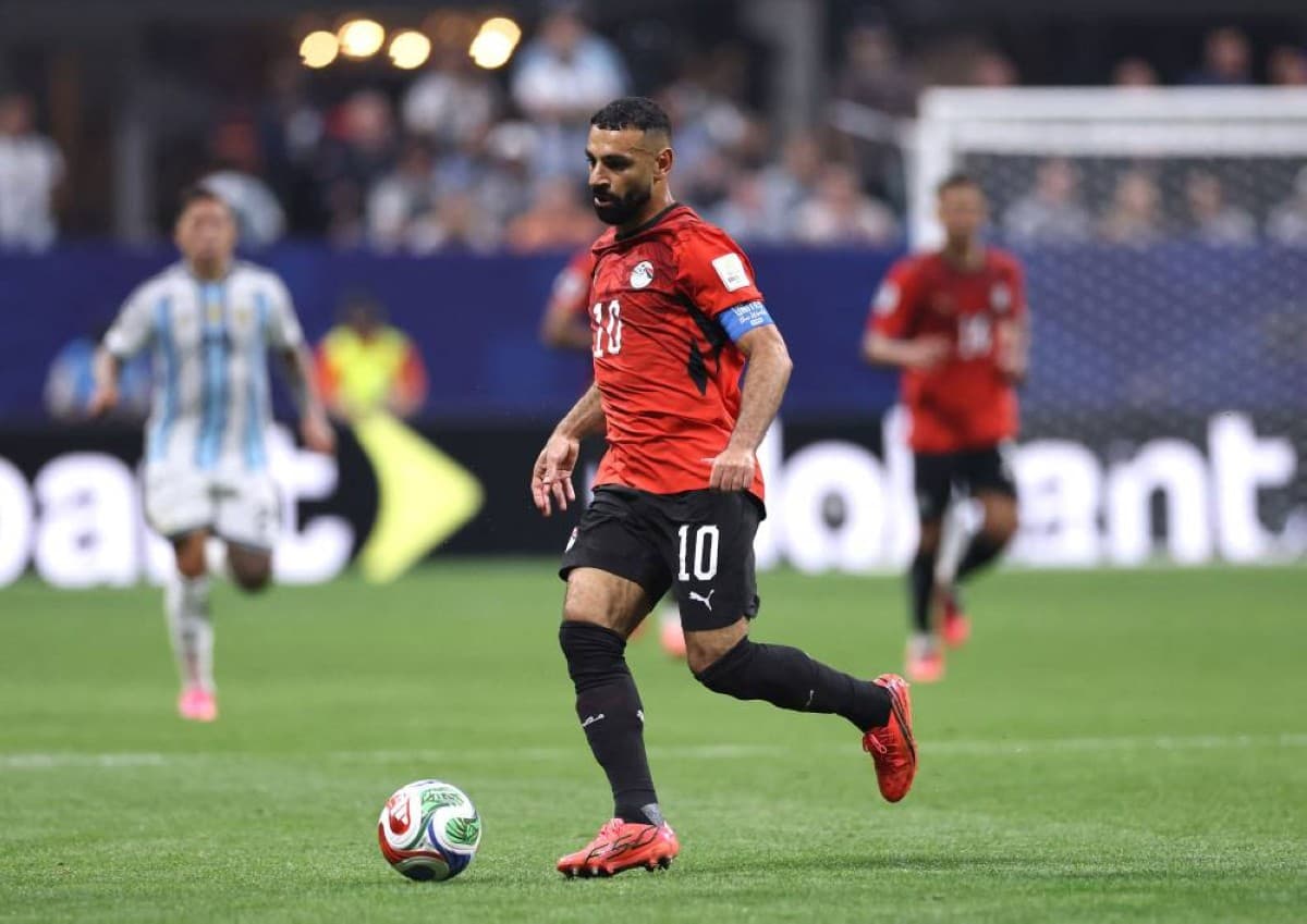الدرندلي ينفي اعتزال محمد صلاح دولياً بعد مغادرته كأس العالم