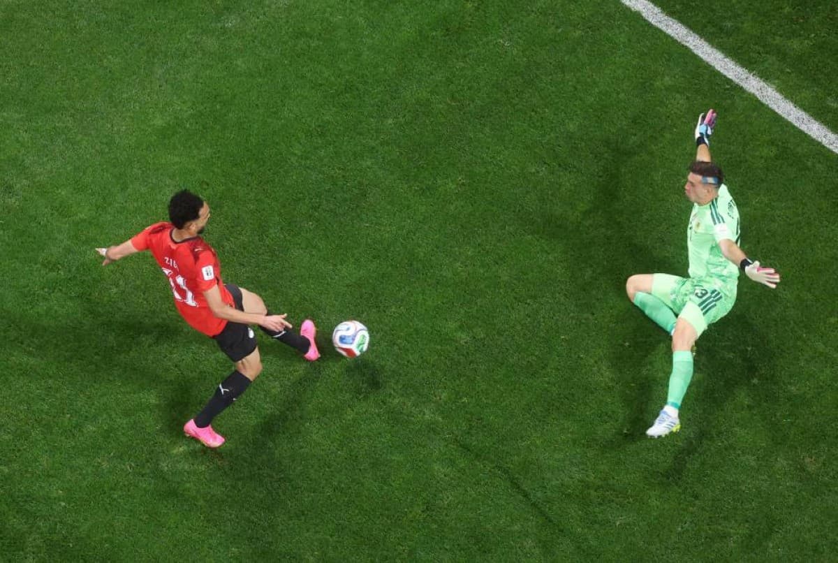 8 حالات تحكيمية مثيرة للجدل في مونديال 2026