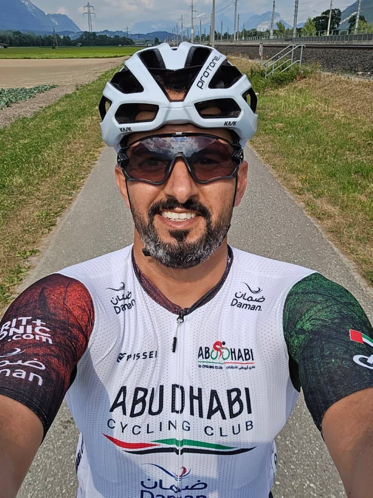 الدراج محمد المرر: جاهز للمشاركة في أصعب سباقات الدراجات في العالم