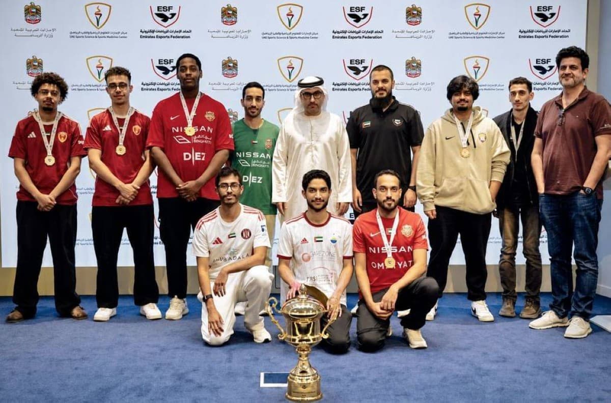 شباب الأهلي يتوج بلقب دوري الإمارات لكرة القدم الإلكترونية 2026