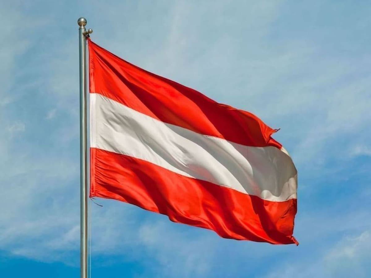 Decline in Births in Austria Threatens to Exacerbate Aging Population Pressures