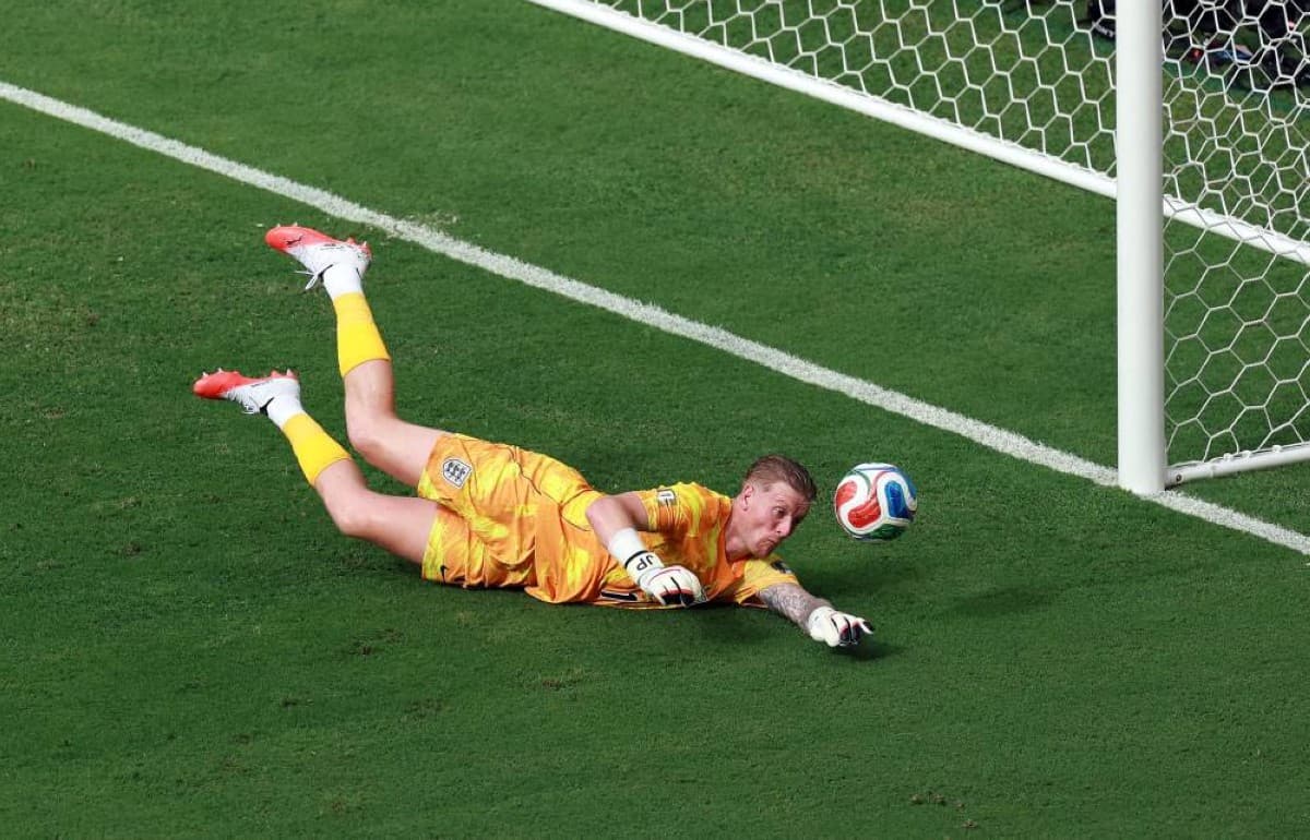 England's goalkeeper sets historic record at the World Cup