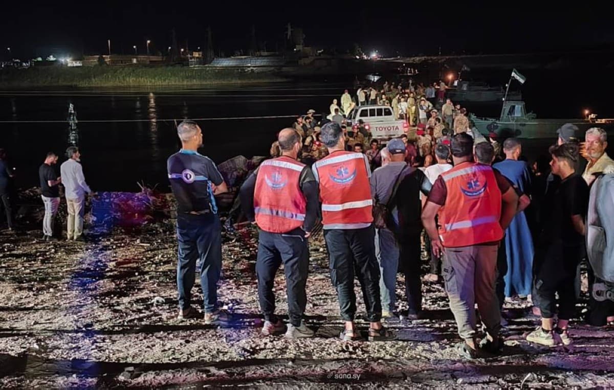 Two Children Dead and Over 15 Rescued After Boat Sinks in Eastern Syria