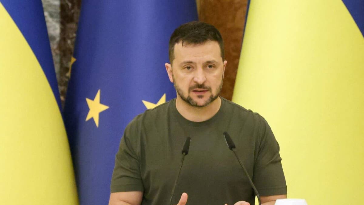 Zelensky Announces Ministerial Cabinet Shuffle Including Prime Minister