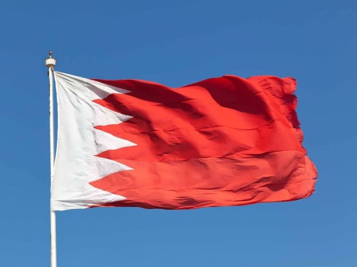 البحرين تعلن تدمير عدد من الاعتداءات الجوية الإيرانية