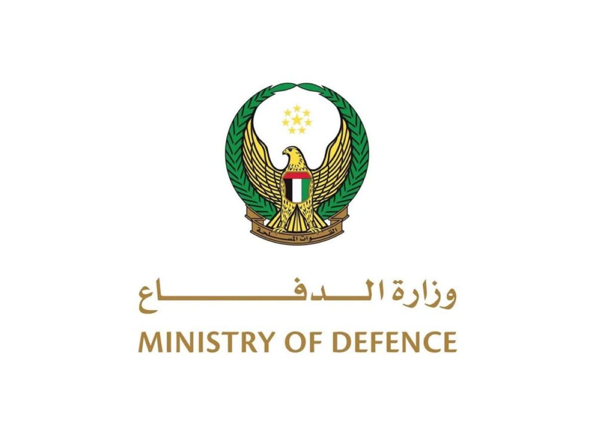 وزارة الدفاع تُعلن السيطرة على حريق عرضي في مستودع بمدينة زايد العسكرية
