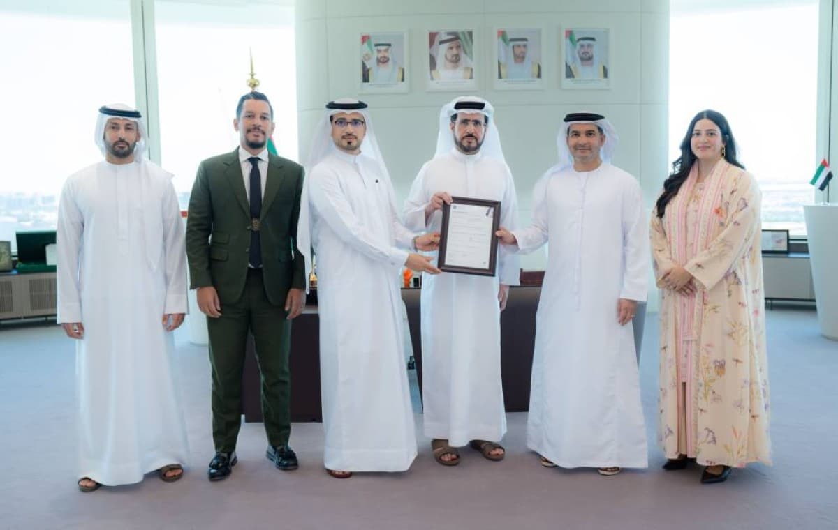 كهرباء ومياه دبي تجدد شهادة الحوكمة العالمية BS13500 للسنة العاشرة على التوالي