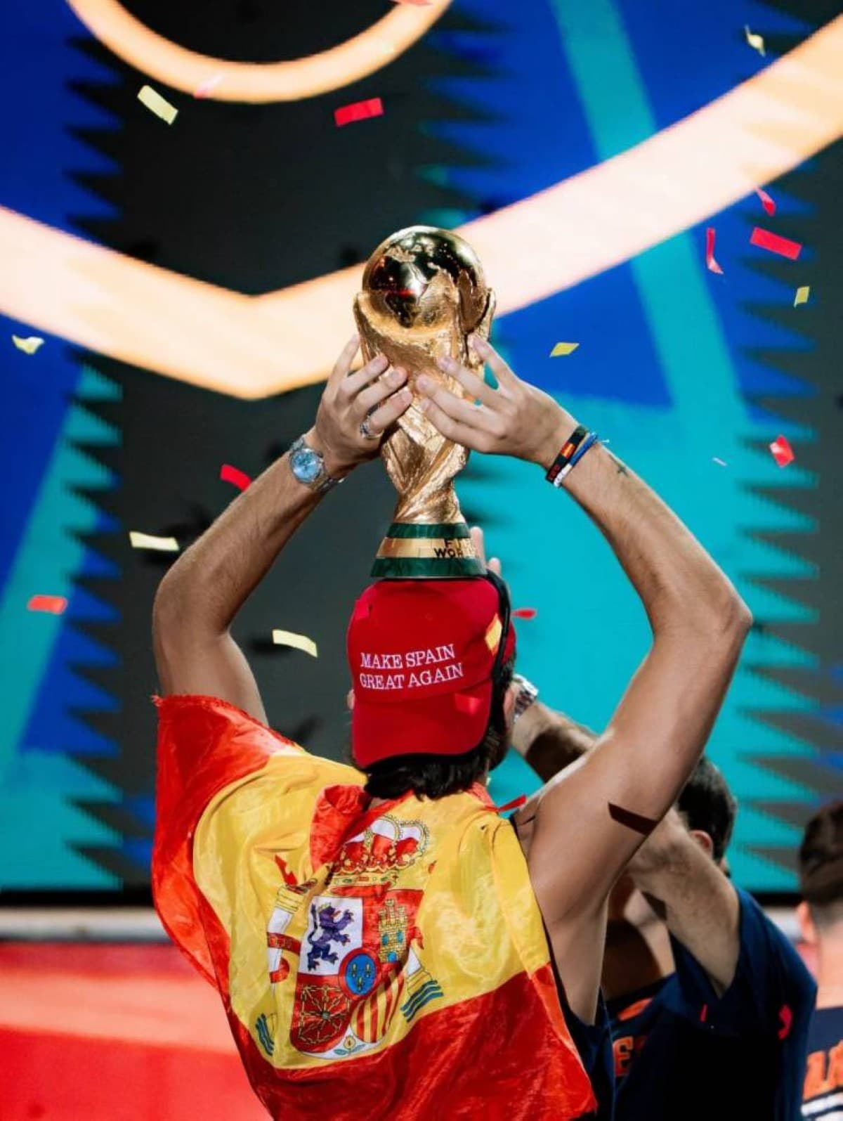 Trump backs Ferran Torres over Cup hat incident