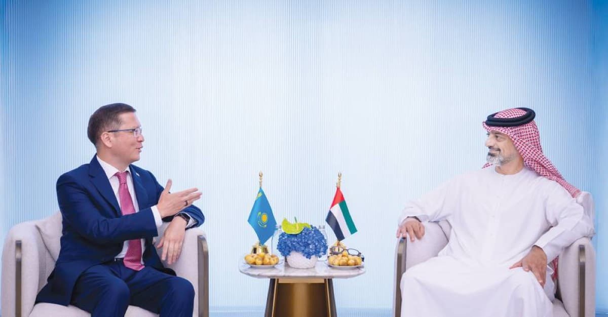 عمار النعيمي وسفير كازاخستان يتبادلون التعاون