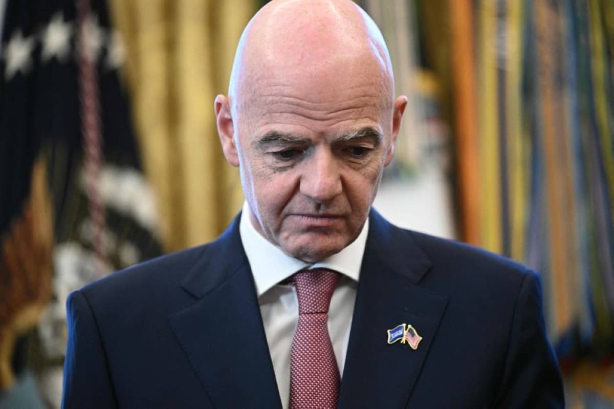 Three methods to remove Infantino from FIFA