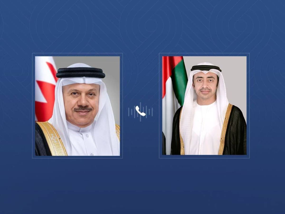 Abdullah bin Zayed and Bahraini Foreign Minister Discuss Regional Issues
