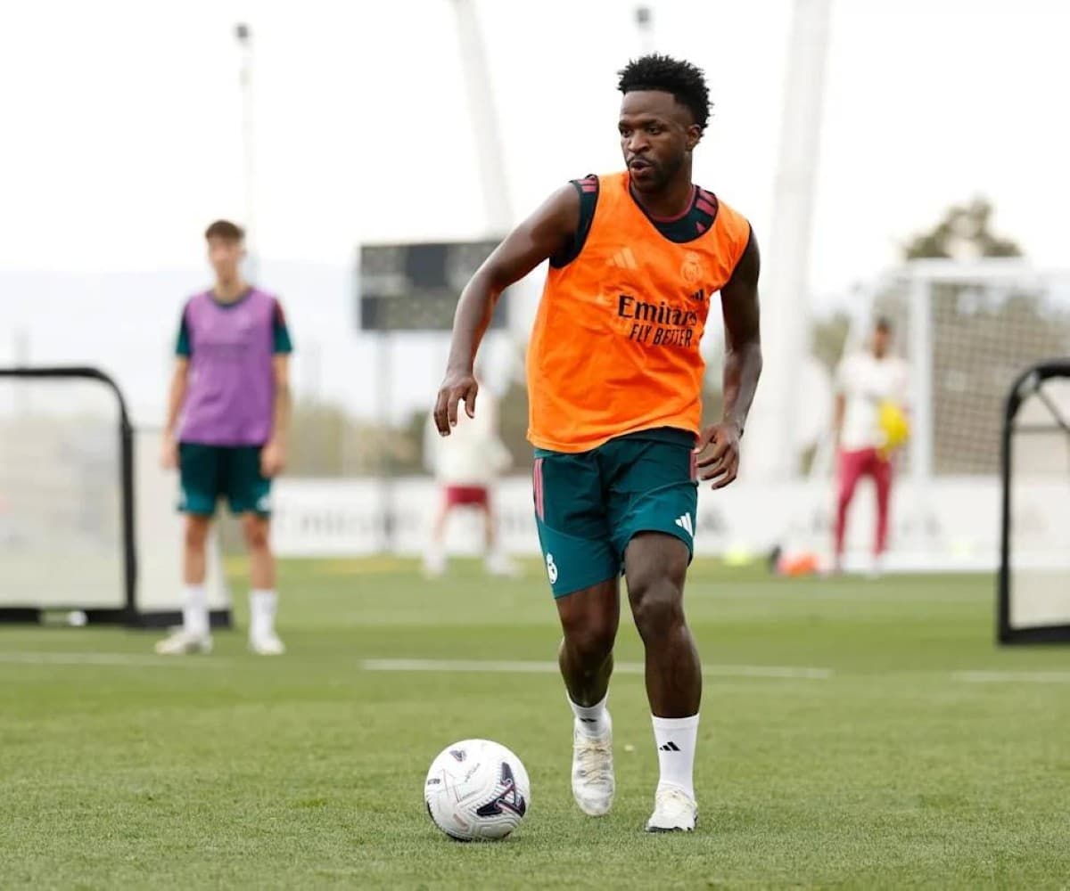 Real Madrid extends Vinicius deal