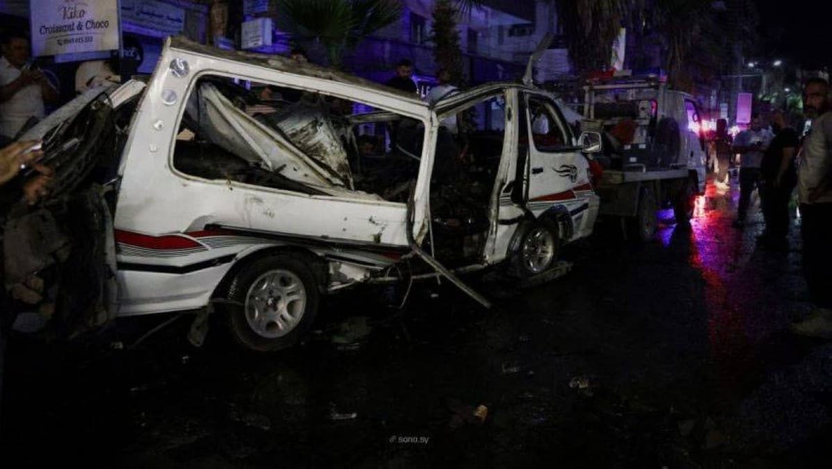 Syria bus blast injures and kills