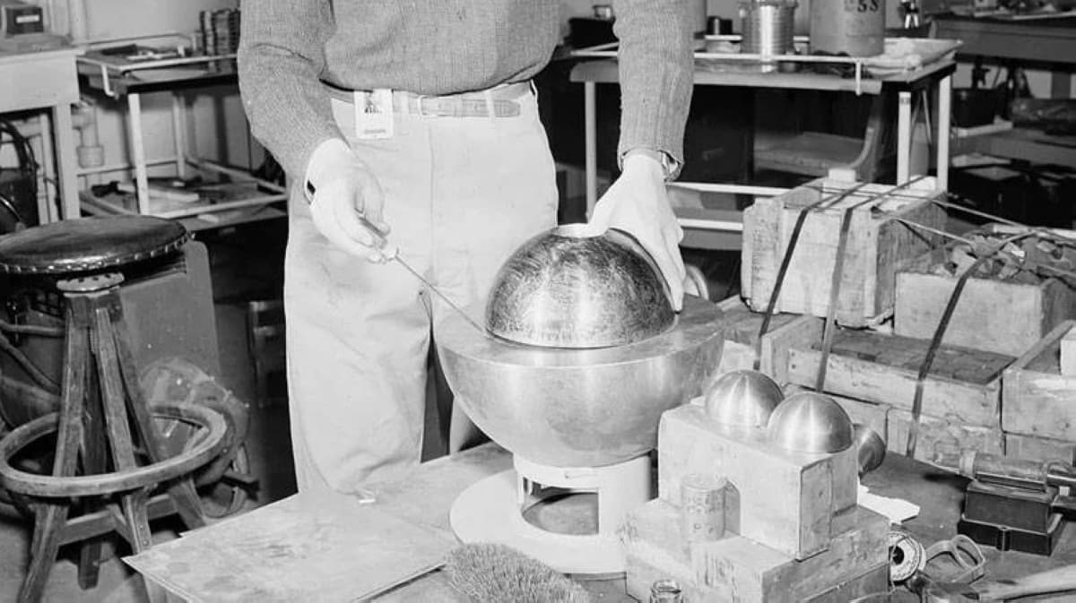 Devil's Heart reactor causes deaths and fears