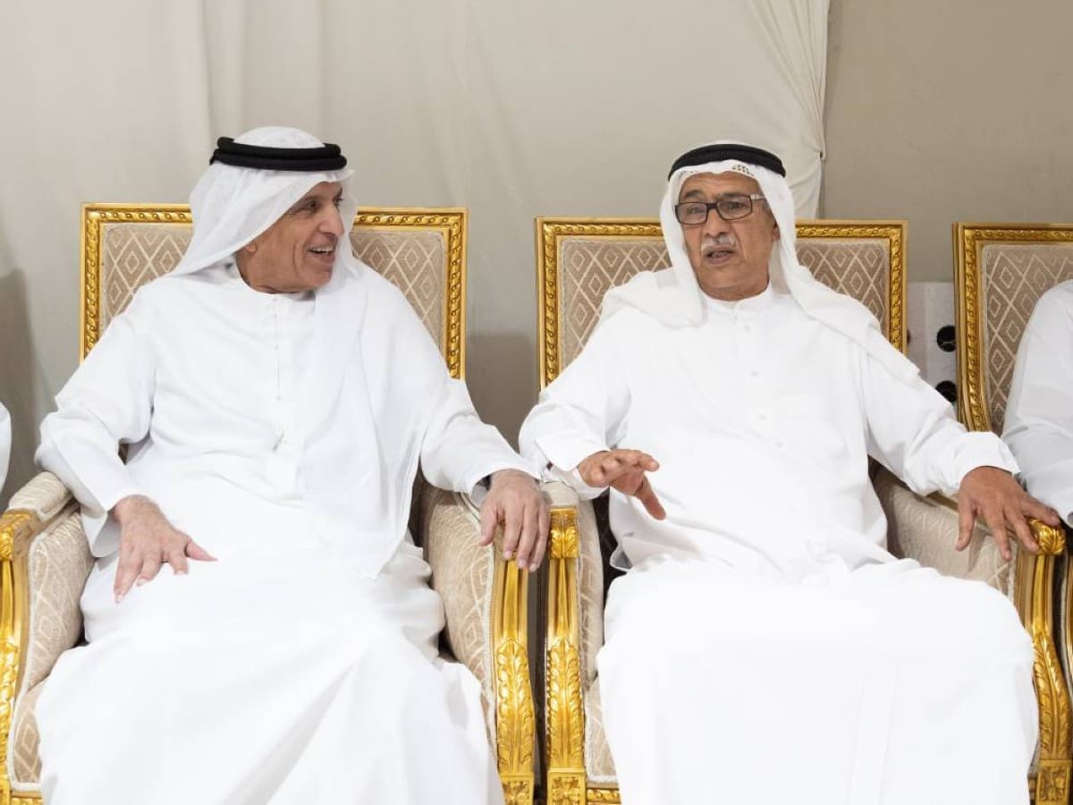 سعود بن صقر يتقدم بالتعزية في وفـاة يوسف جاسم النعيمي