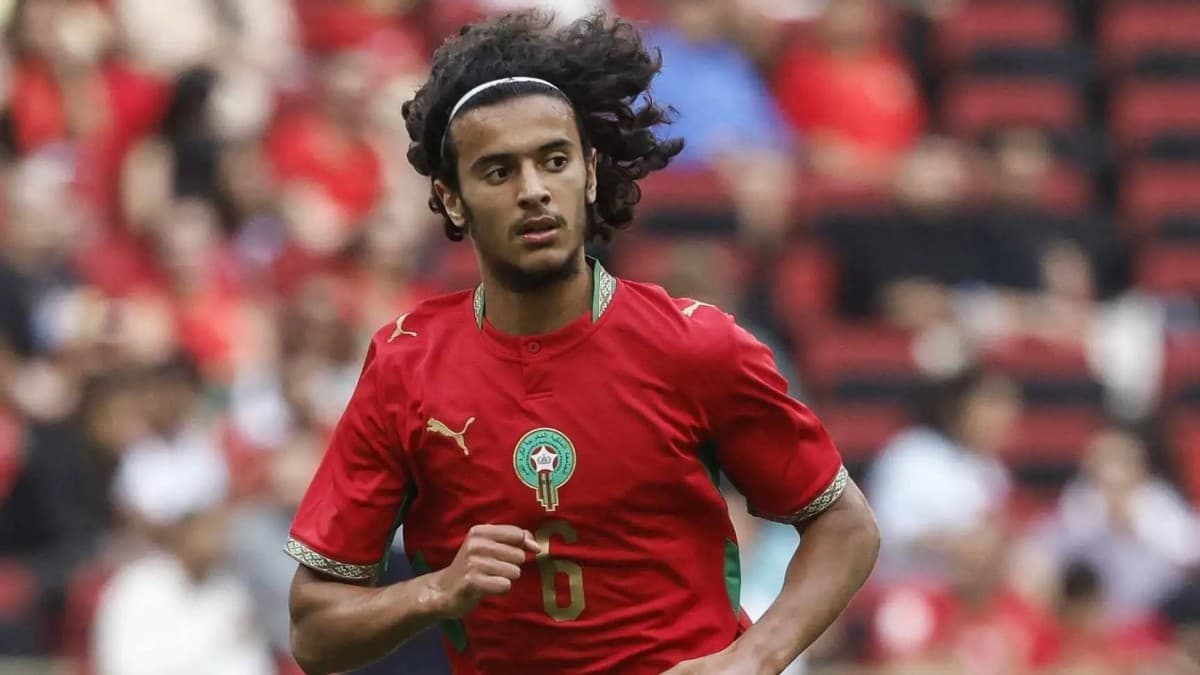 Manchester City near Boudeimi signing