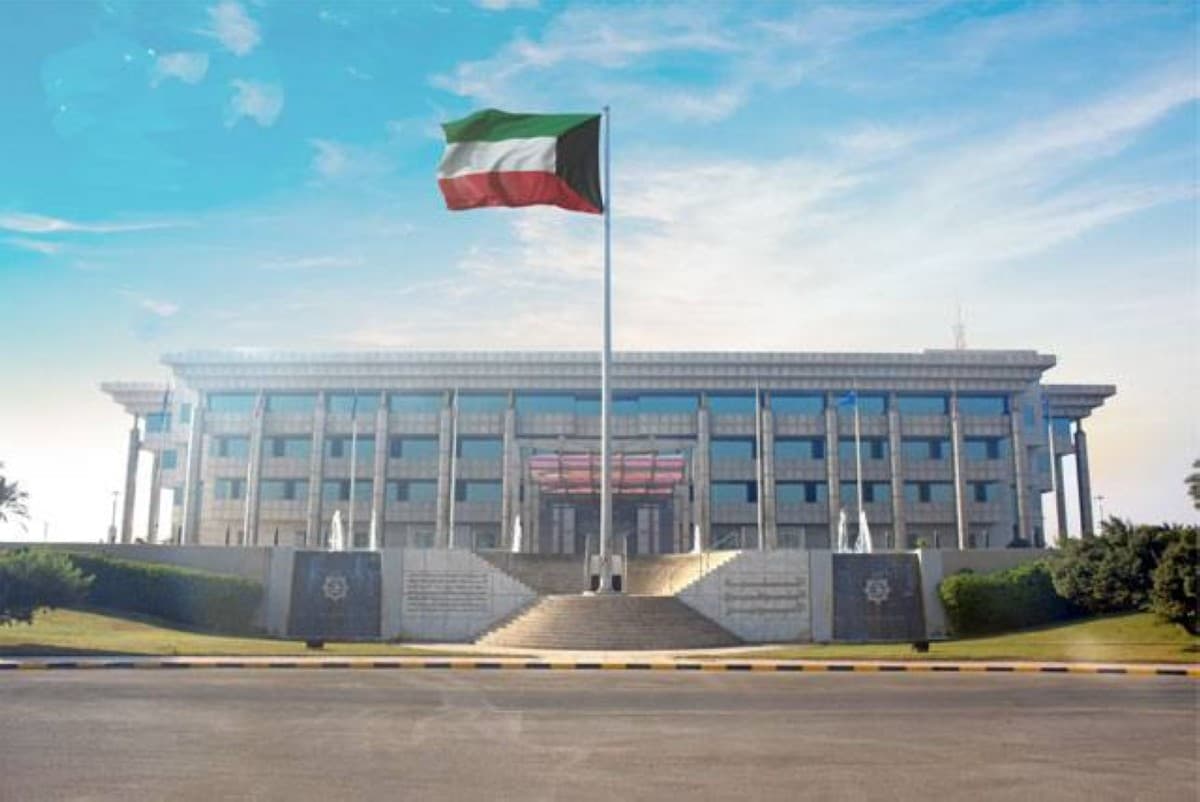 Kuwait detains two over ISIS worship attack plans