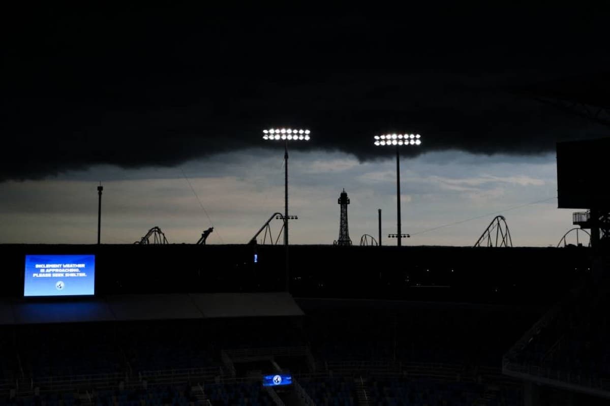Severe storms cause 2 fatalities and power outages