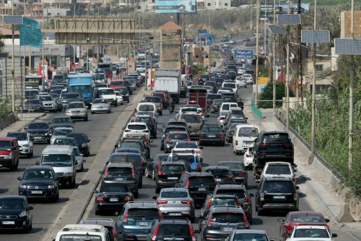 تصعيد إسرائيلي في لبنان يوقع قتلى ويستهدف قيادياً