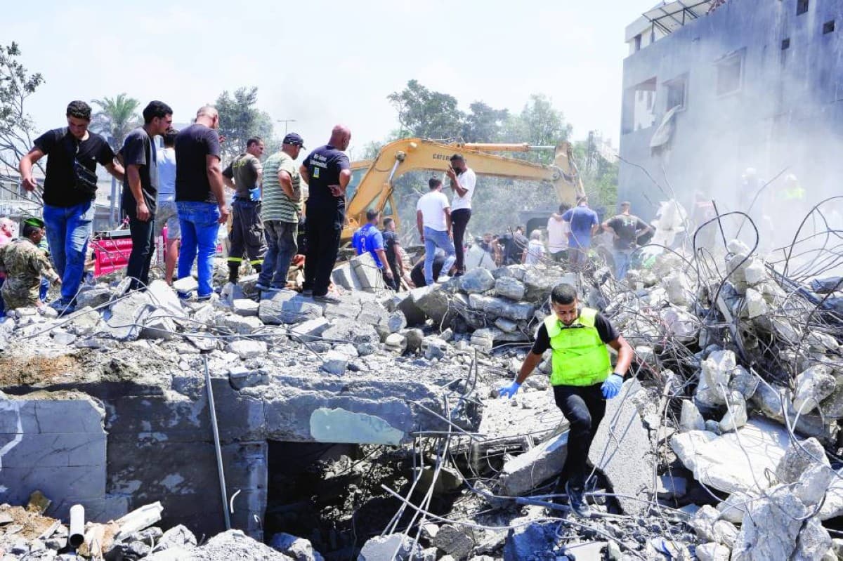 11 dead and displacements in Lebanon airstrikes