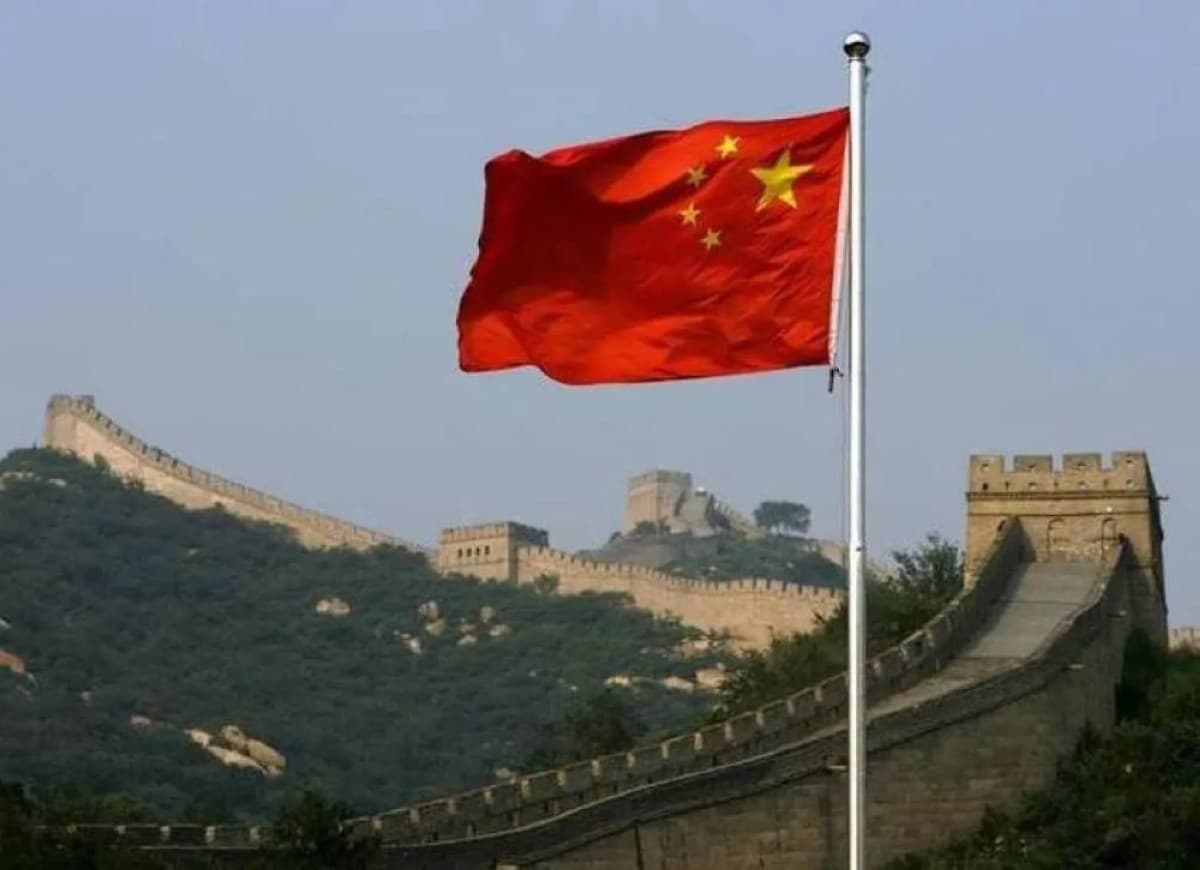 China speeds up new energy waste rules