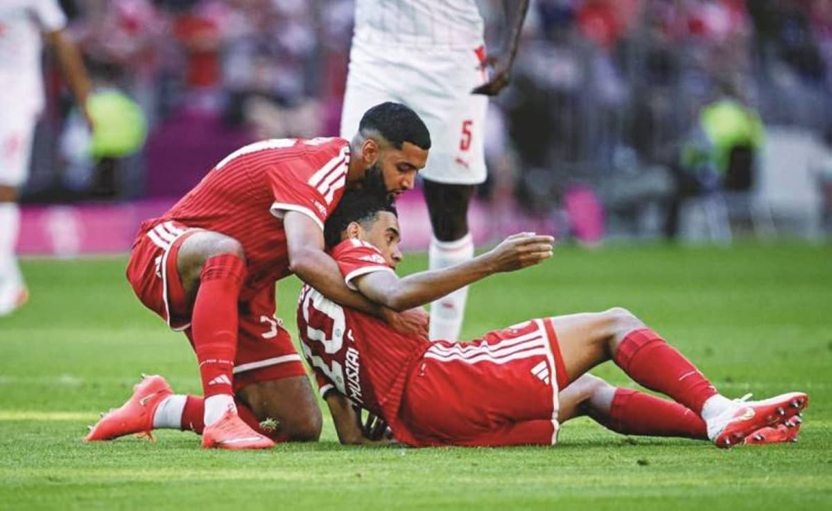 موسيالا يعاني من اضطراب عصبي بعد سقوطه