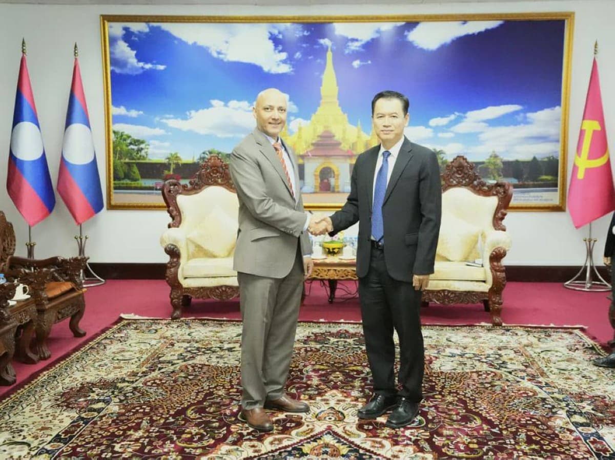 UAE Ambassador Meets Laos Industry Minister