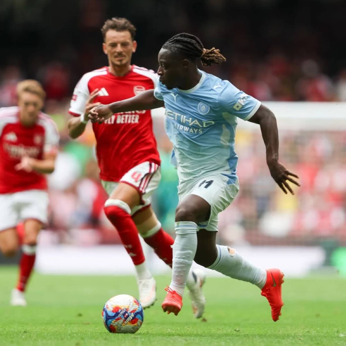 Manchester City player Doku out for three weeks