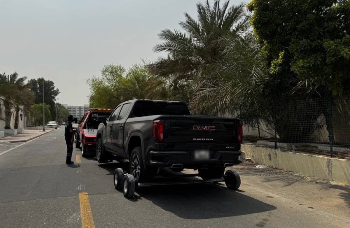 Dubai Police Calls for Vehicle Status Updates